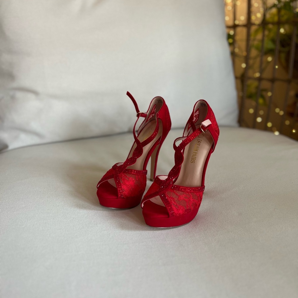 NEW Dream Pairs Red Lace Platform Peep-Toe Heels with Ankle Strap